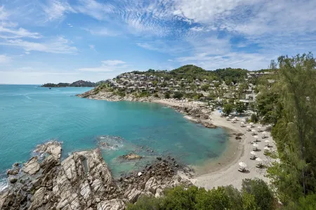 The Ritz-Carlton, Koh Samui Отели рядом с достопримечательностью «Пляж Ламай»