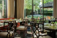 Four Seasons Hotel London at Park Lane Hotel di London