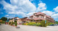 Hotel Ostaniec Hôtels à : Podzamcze