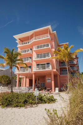 Edison Beach House Hôtels à proximité de : Chaiman of the Beach