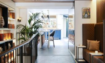 Hôtel Pavillon Montaigne