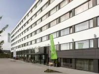Holiday Inn Munich - Leuchtenbergring Hotels in der Nähe von Max-Joseph-Platz