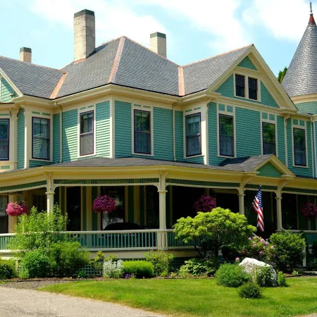 LimeRock Inn