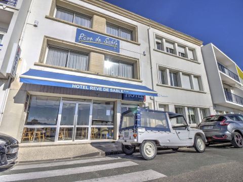 Logis Hôtel Rêve de Sable - Royan