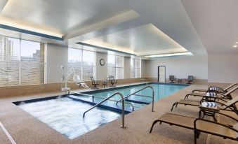 DoubleTree Suites by Hilton Hotel Boston - Cambridge