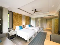 Layana Resort & Spa Hotels near Long Beach