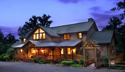 Bent Creek Lodge Bed & Breakfast Hôtels à proximité de l'Aéroport Regional