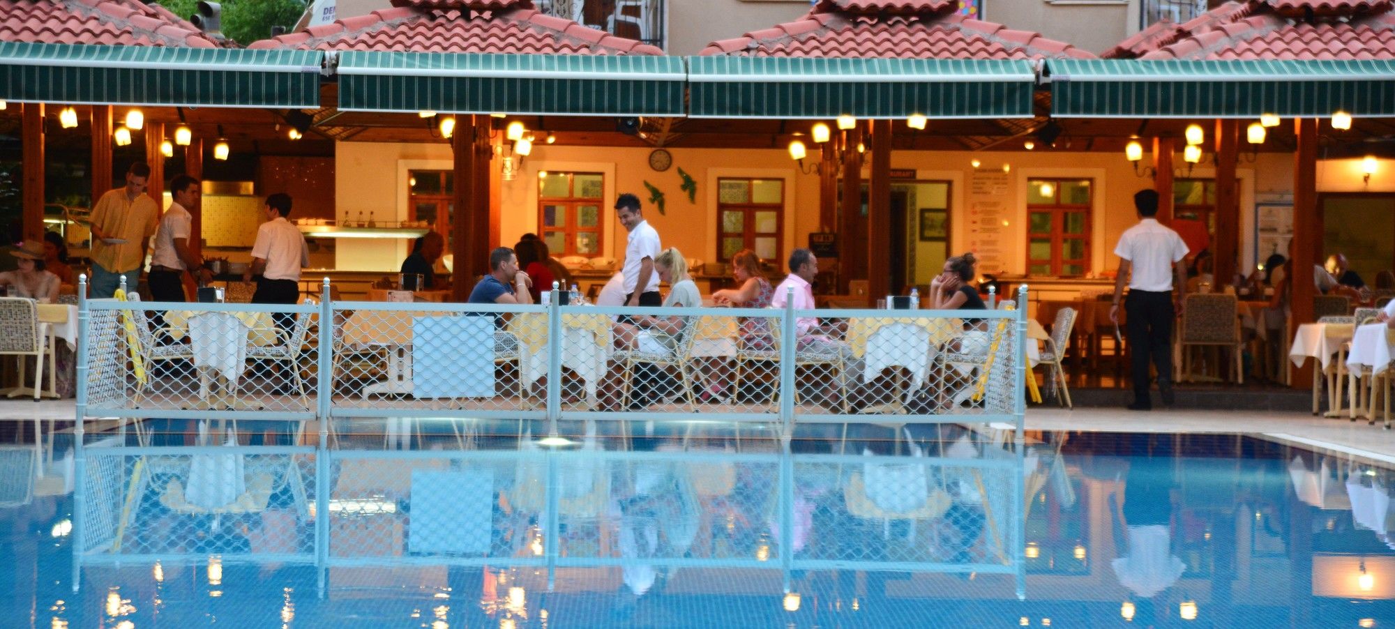 Perdikia Beach