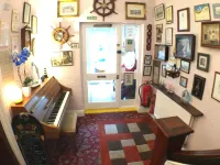 Home and Away Guesthouse Hotels in Carnaby