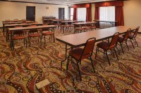 Holiday Inn Express & Suites Wheeling Hotels in Triadelphia