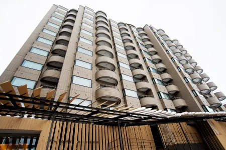 One Niseko Resort Towers Отели рядом с достопримечательностью «Hirafukogen Central Park»