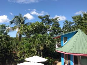 Tamarindo Village Hotel