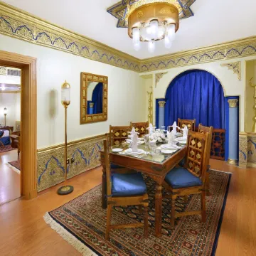Al Ritz Al Madinah Отели рядом с достопримечательностью «Кладбище Баки»