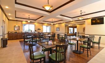 Best Western Plus Emory at Lake Fork Inn  Suites