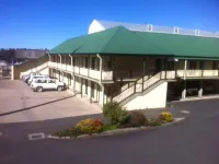 Town Square Motel