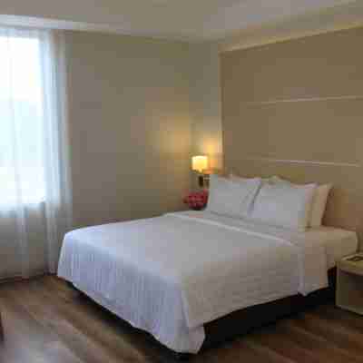 蘇卡布米地平線酒店 Rooms