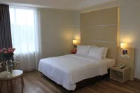 Horison Sukabumi Hotels in Cikole