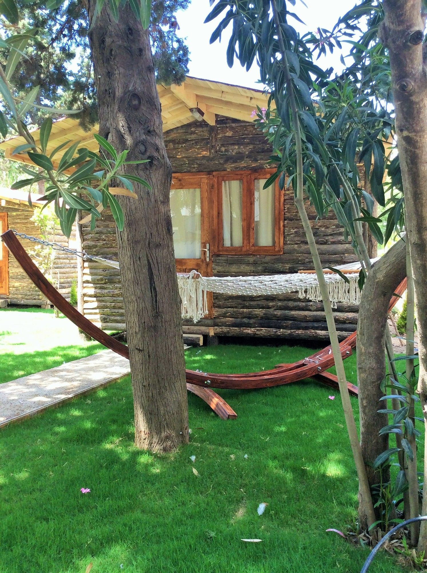 Pitos Bungalows