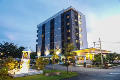 The Zenery Hotel Hotels near Wat Chedi Sao Lang