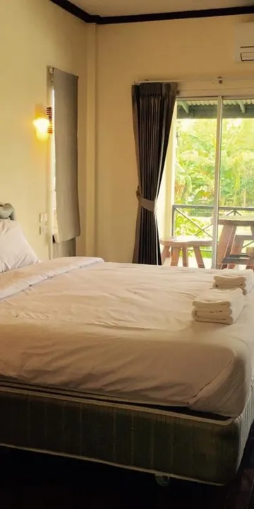 ดีลักซ์วิลล่า วิวสวน