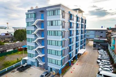 Lee Hotel