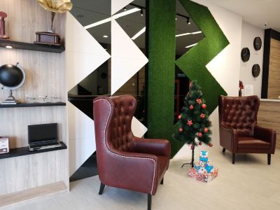 B Lot Hotel