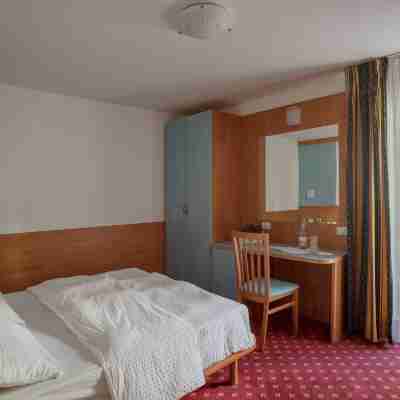 Hotel Londra Slow Living Molveno Rooms