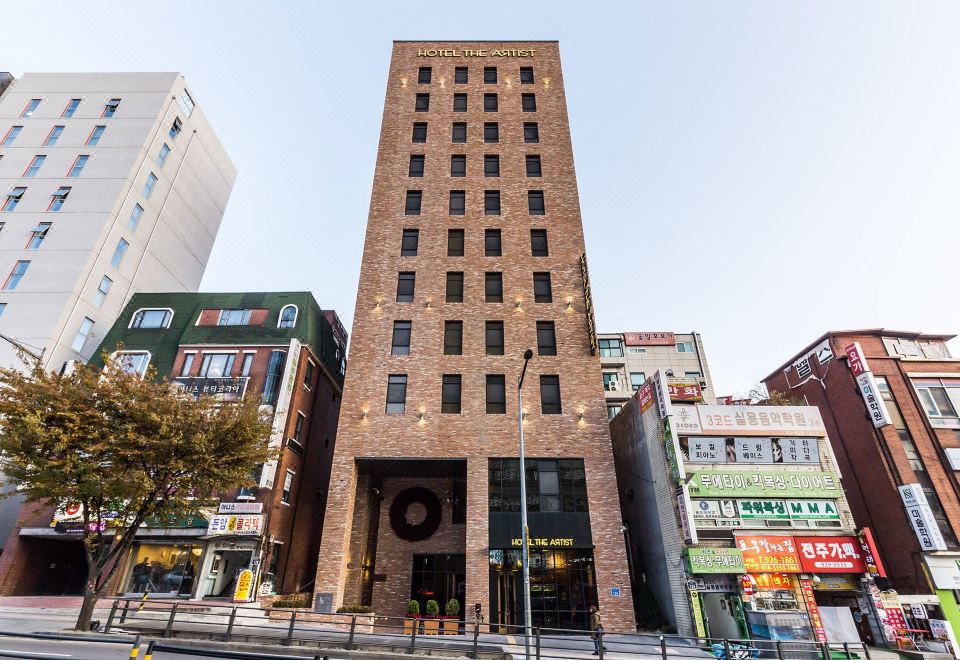 2. 호텔 디 아티스..