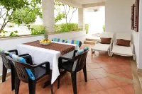 Rose Garden Apartments - balkon