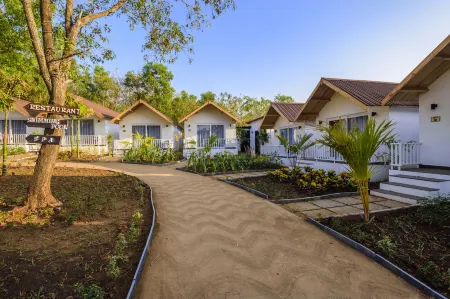 White Wood Resort by Stone Wood Hotels