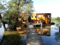 ArkaBarka Floating Hostel