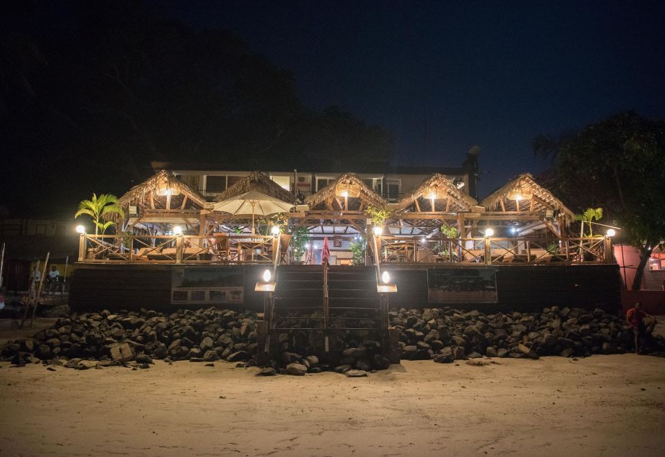 Aviavy Plage Hôtel