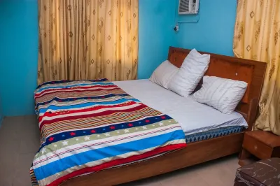 Janny Paul Hotel & Suites Hotels in Odogunyan