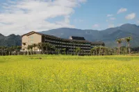 Luminous Hot Spring Resort Hotels near Stanley Camp