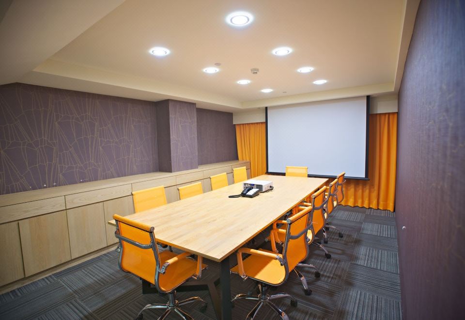 FX 인 가오슝 중정 로드 브랜치 호텔 이미지