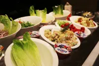 AJ Hotel - Desayuno