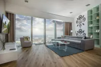 In the Sky - Apartamenty w Sky Tower Hotels in Wrocław