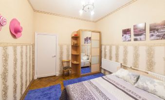Apartments on Telezhnaya 13