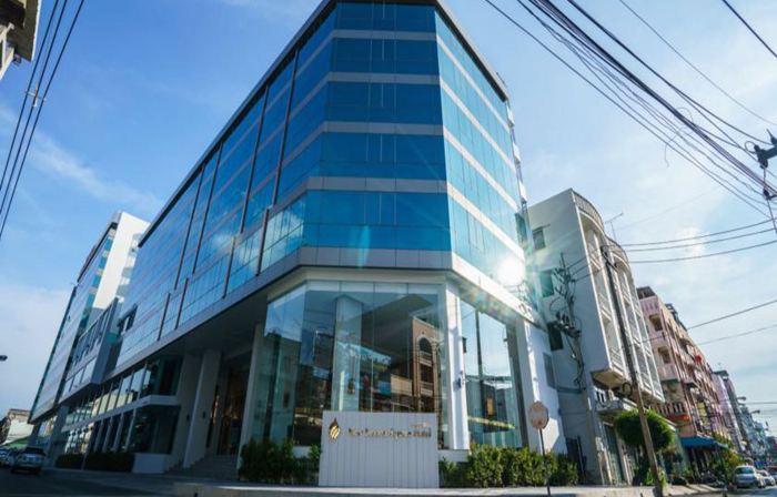 โรงแรมนิวซีซั่นสแควร์