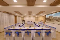 Clarks Inn Hampi Hotels in Kamalapur