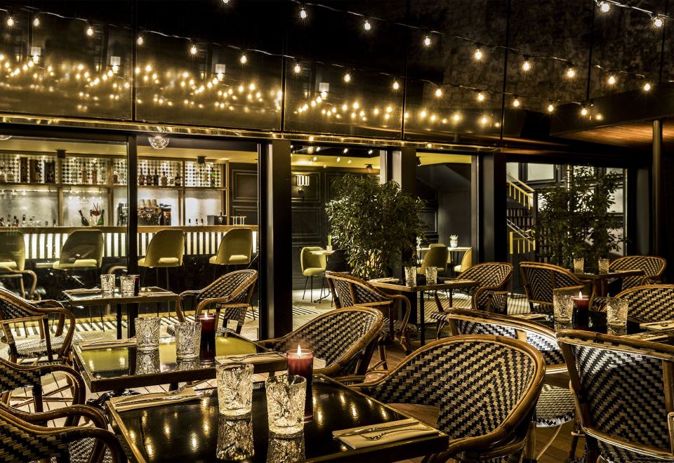 1. 호텔 오페라 리..