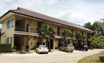 Palm Sweet Resort