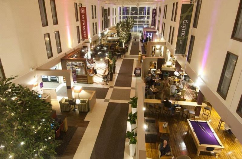 Premier Inn London Heathrow Airport T2 & T3 - Bath Road photo 4