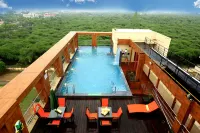 Hotel La Hotels in North West Delhi