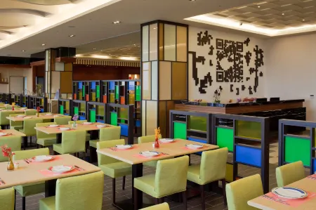 Fullon Hotel Lihpao Resort Отели рядом с достопримечательностью «Fengyuan Ciyi Guan»