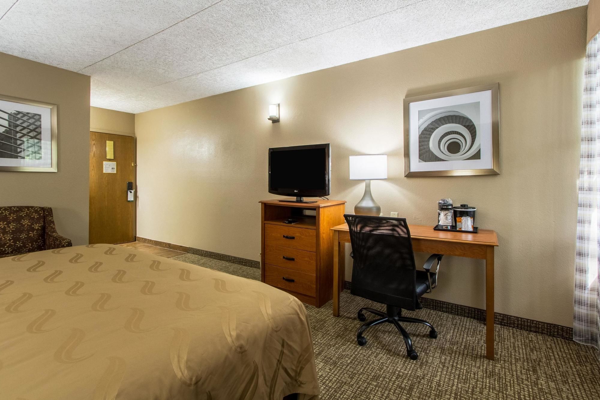 Quality Inn Wickliffe - Cleveland East