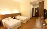 Padmaloka Hotel Tarakan Hotel berhampiran Paguyuban Seni Reog Ponorogo