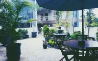 Omah Pawon Hotel Hotels in Ngasem