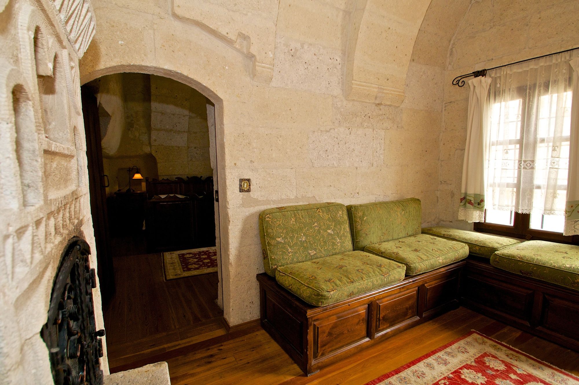 Sultan Cave Suites