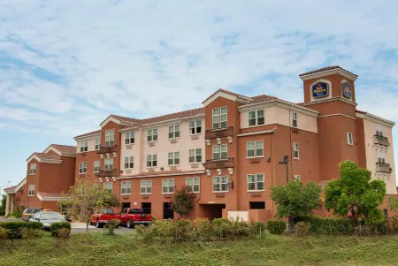 Best Western I-5 Inn  Suites